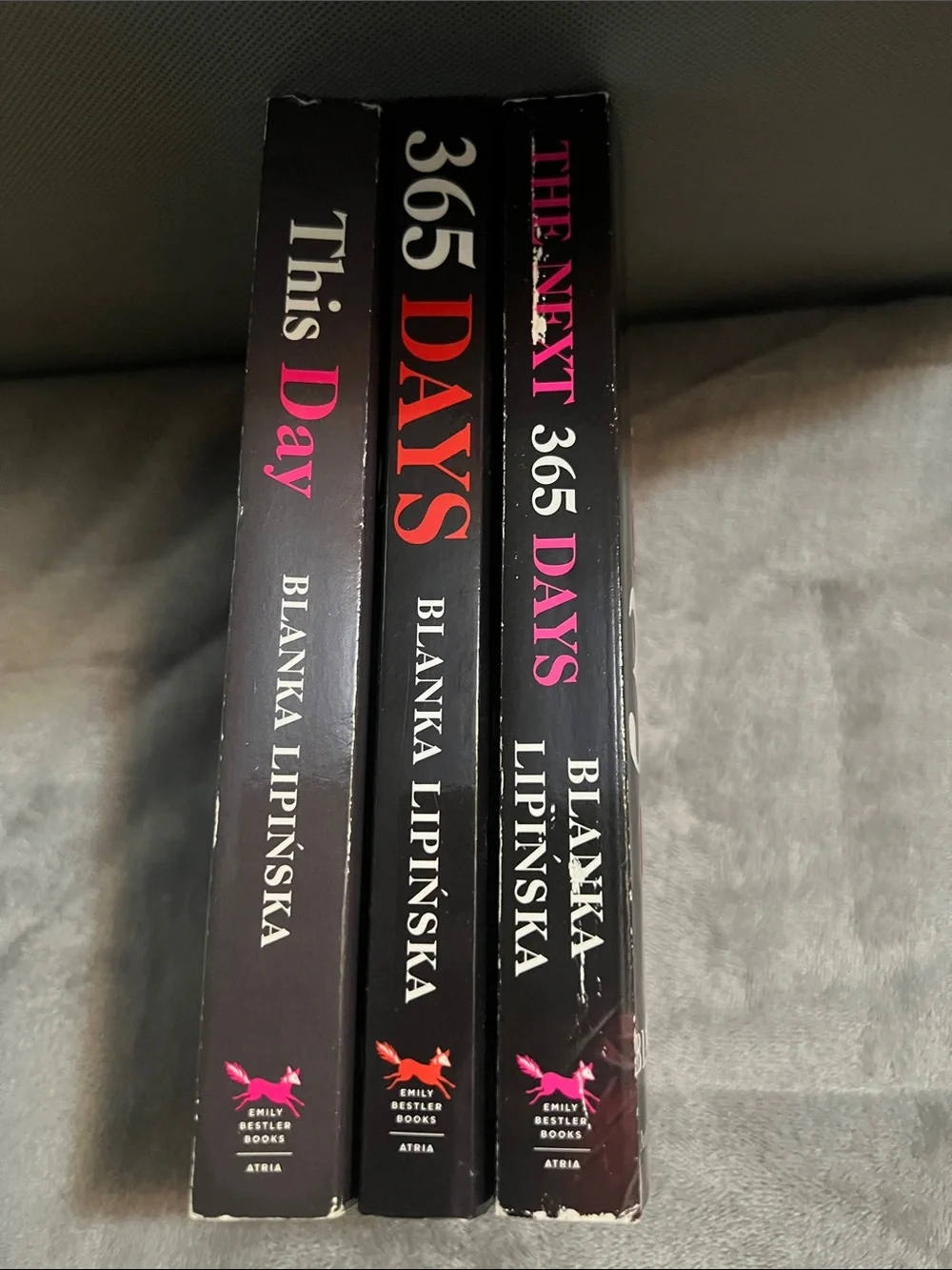 365 Days Trilogy by Blanka Lipińska - Black & Pink Spines - Picture 1 of 1